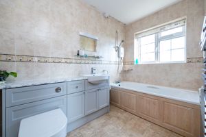En Suite- click for photo gallery